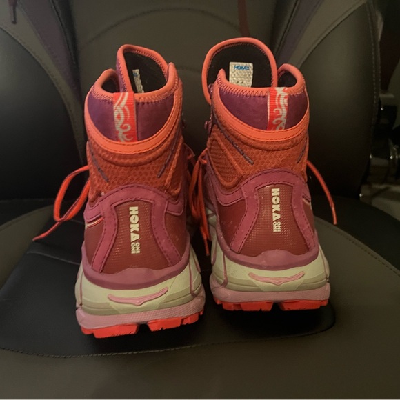 Hoka one one Tor Ulta Hi WP. Dark Plum. Size 8. Excellent used condition. - Picture 4 of 7